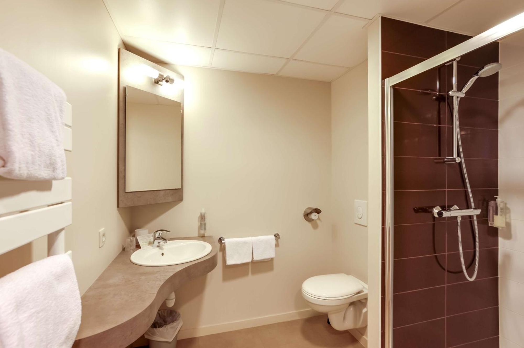 Brit Hotel Le Galion & Spa Binic Εξωτερικό φωτογραφία